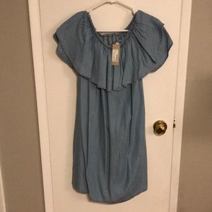 Off the shoulder - light denim dress
